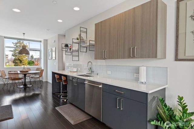 8503 14th Avenue NW, Seattle, WA 98117