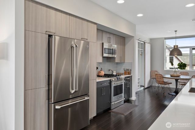 8503 14th Avenue NW, Seattle, WA 98117