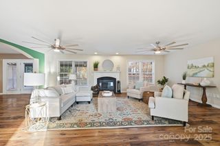 2624 Mt Isle Harbor Drive, Charlotte, NC 28214