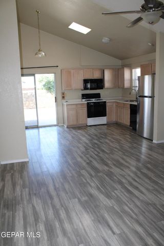 3801 ROCIO Street, El Paso, TX 79936