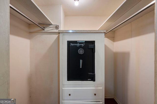 634 Wesley Drive NW, Atlanta, GA 30305