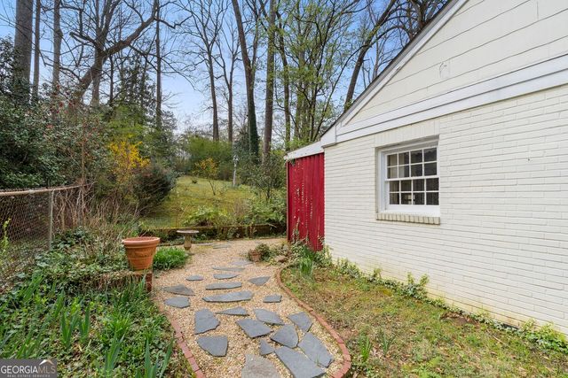 634 Wesley Drive NW, Atlanta, GA 30305