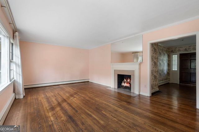 634 Wesley Drive NW, Atlanta, GA 30305