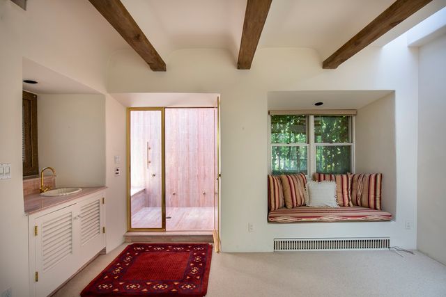 1075 Paseo de Peralta, Santa Fe, NM 87505