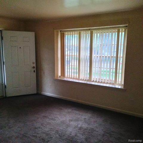 19207 Meyers Road, Detroit, MI 48235