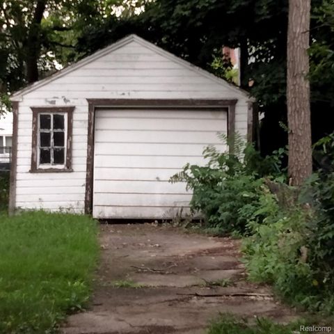 19207 Meyers Road, Detroit, MI 48235