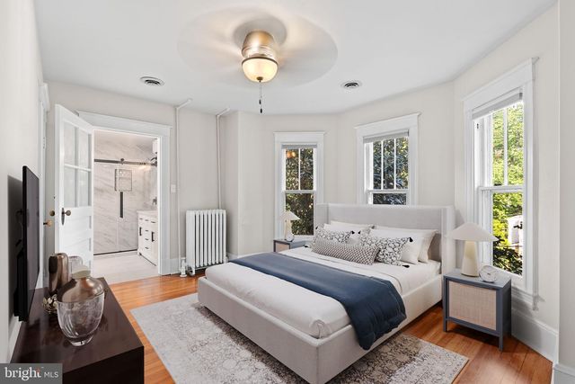3419 RAYMOND ST, Chevy Chase, MD 20815