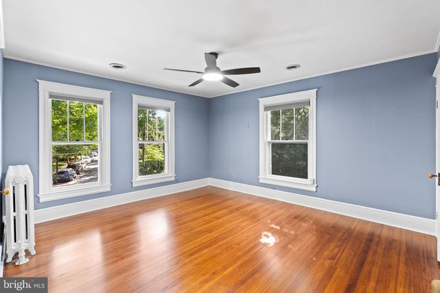 3419 RAYMOND ST, Chevy Chase, MD 20815