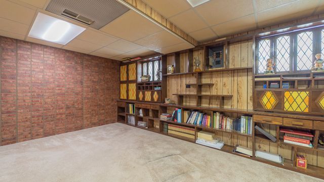 12728 S Saginaw Avenue, Chicago, IL 60633