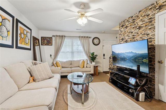 2611 Abingdon ST, Chesapeake, VA 23324
