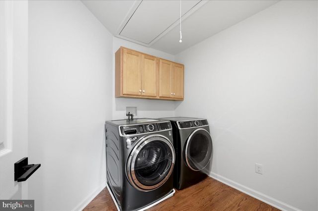86 EASTLAND DR, Charles Town, WV 25414
