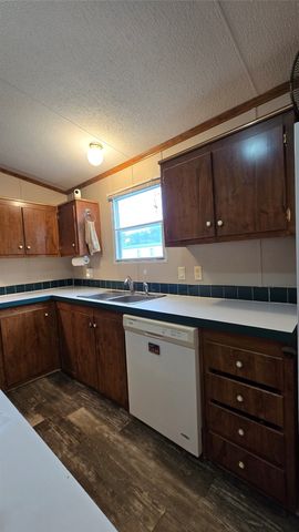 119 Enchanted Lakes Drive, Azle, TX 76020