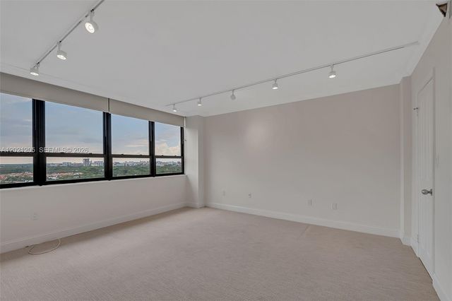 3 Grove Isle Dr C1606, Coconut Grove, FL 33133