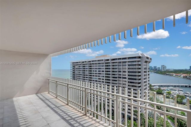 3 Grove Isle Dr C1606, Coconut Grove, FL 33133