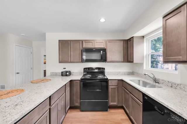 3745 Borden Street, Cincinnati, OH 45223