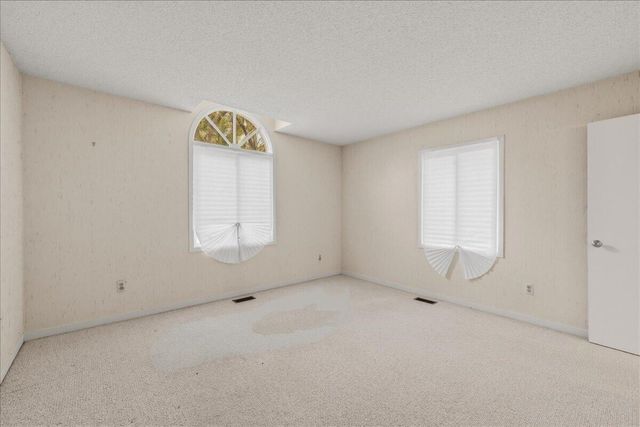 7513 Hickory Hill Drive, West Bloomfield, MI 48322