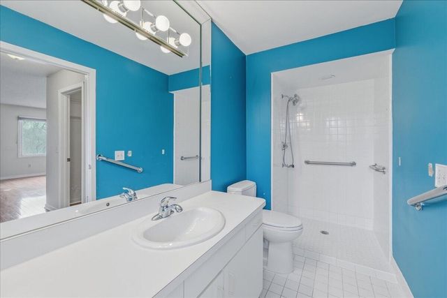 7513 Hickory Hill Drive, West Bloomfield, MI 48322