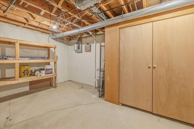 7513 Hickory Hill Drive, West Bloomfield, MI 48322