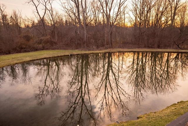 7513 Hickory Hill Drive, West Bloomfield, MI 48322