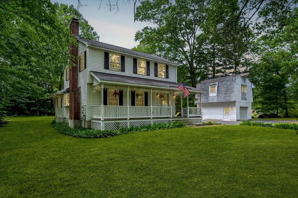 8 Davidson Avenue, Merrimack, NH 03054