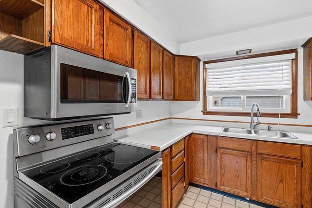 1274 MINAHAN STREET, Green Bay, WI 54303