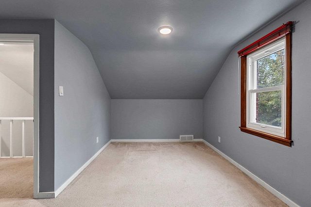 1274 MINAHAN STREET, Green Bay, WI 54303