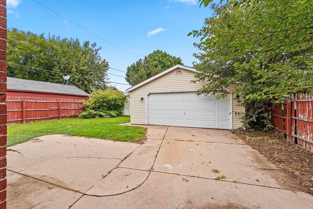 1274 MINAHAN STREET, Green Bay, WI 54303