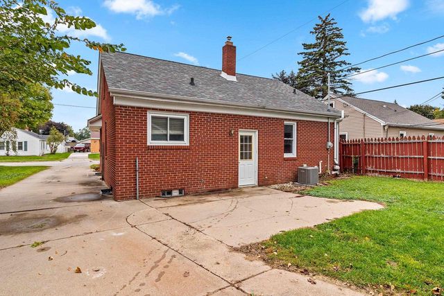 1274 MINAHAN STREET, Green Bay, WI 54303