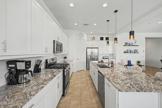 9337 W SELLS Drive, Phoenix, AZ 85037