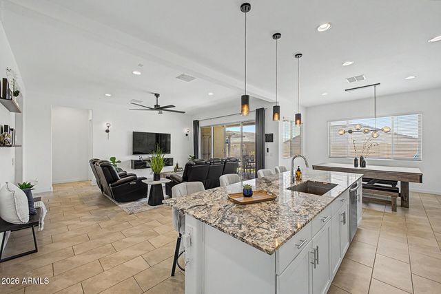 9337 W SELLS Drive, Phoenix, AZ 85037
