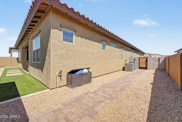 9337 W SELLS Drive, Phoenix, AZ 85037