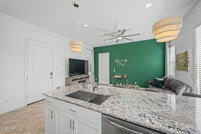 9337 W SELLS Drive, Phoenix, AZ 85037