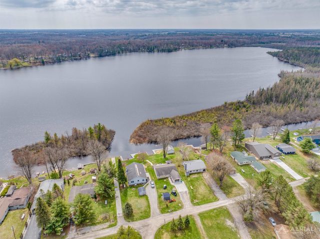 2896 E Lake Drive, Cumming Twp, MI 48635