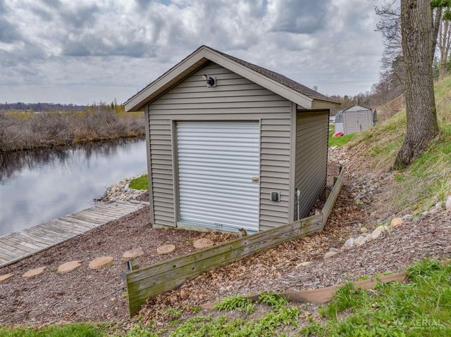 2896 E Lake Drive, Cumming Twp, MI 48635
