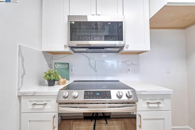 685 Dartmore Ln 365, Hayward, CA 94544