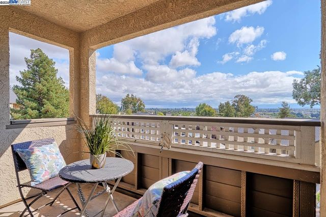 685 Dartmore Ln 365, Hayward, CA 94544