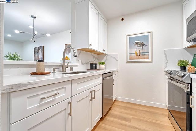 685 Dartmore Ln 365, Hayward, CA 94544