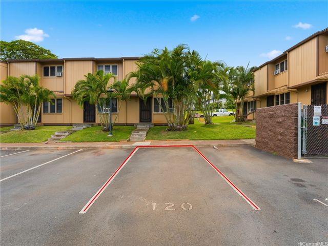 98-1395 Hinu Place 95, Pearl City, HI 96782