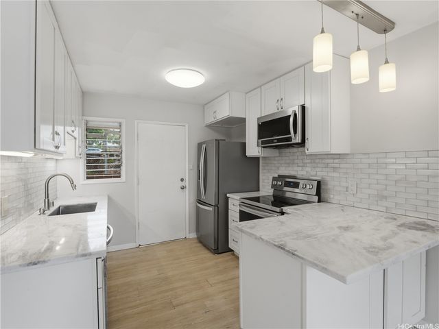 98-1395 Hinu Place 95, Pearl City, HI 96782