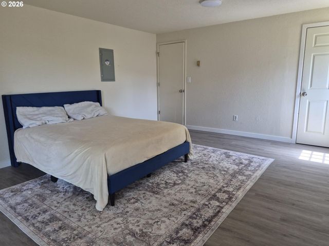 110 Se CERRITO Ct, Myrtle Creek, OR 97457