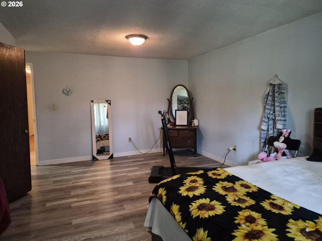 110 Se CERRITO Ct, Myrtle Creek, OR 97457