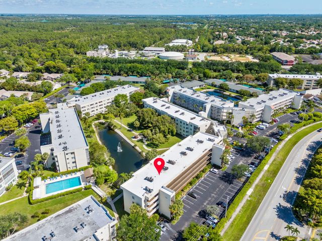 3138 Via Poinciana 410, Lake Worth, FL 33467
