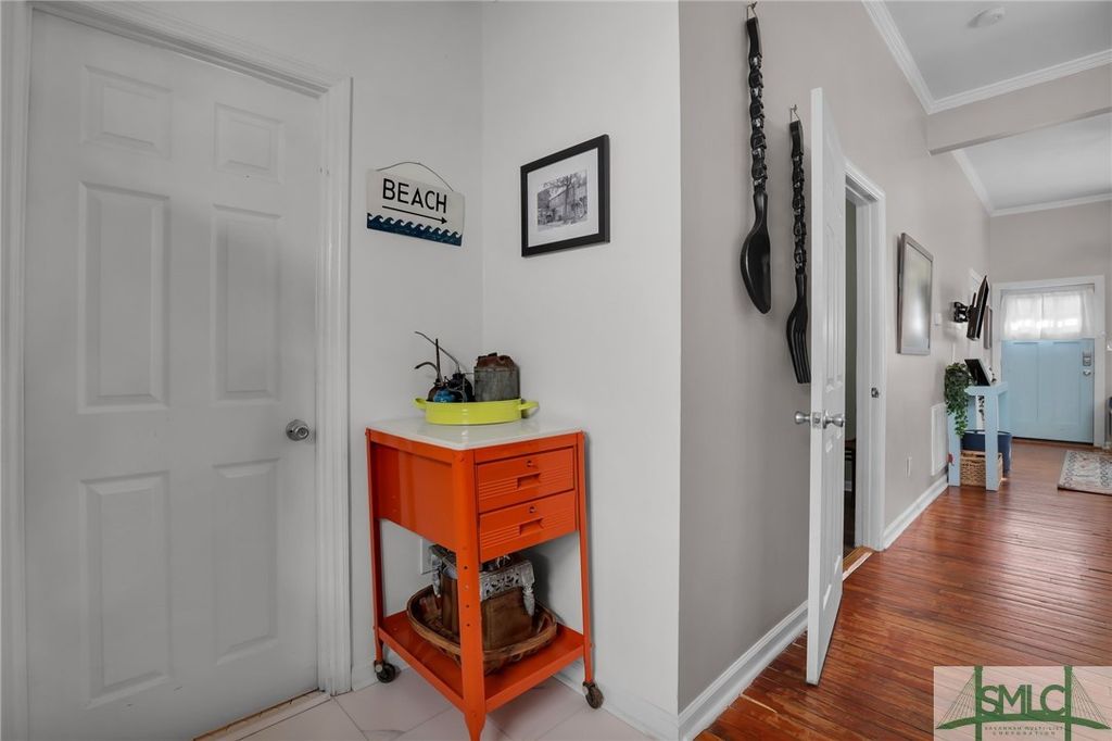 Image 18 of property listing at 619 E Broad Street, Savannah, GA 31401