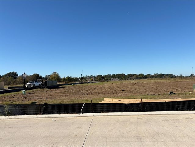 1885 Redwood Lane, Dayton, TX 77535