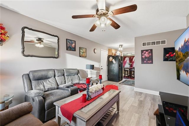 209 N Gilbert Street, Independence, MO 64056