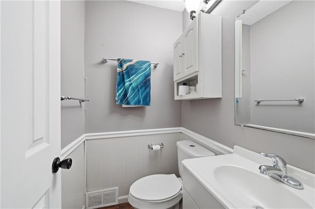 209 N Gilbert Street, Independence, MO 64056