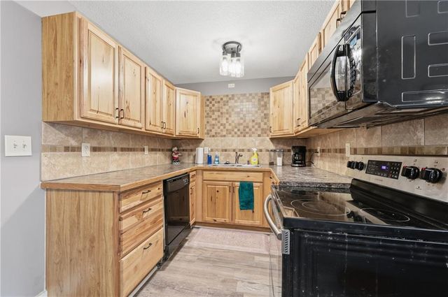 209 N Gilbert Street, Independence, MO 64056