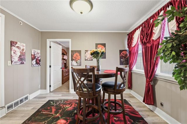 209 N Gilbert Street, Independence, MO 64056