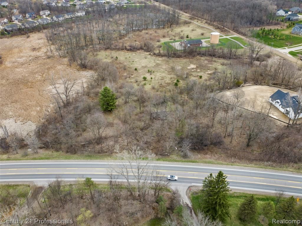 00 Old Rochester Rd, Oakland, MI 48363