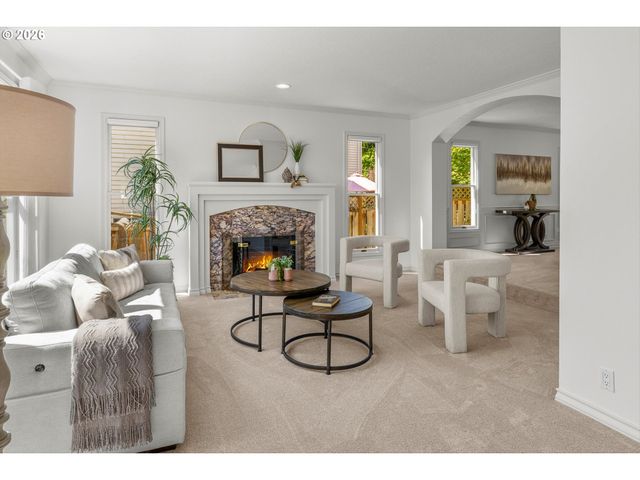 19757 BELLEVUE Way, West Linn, OR 97068